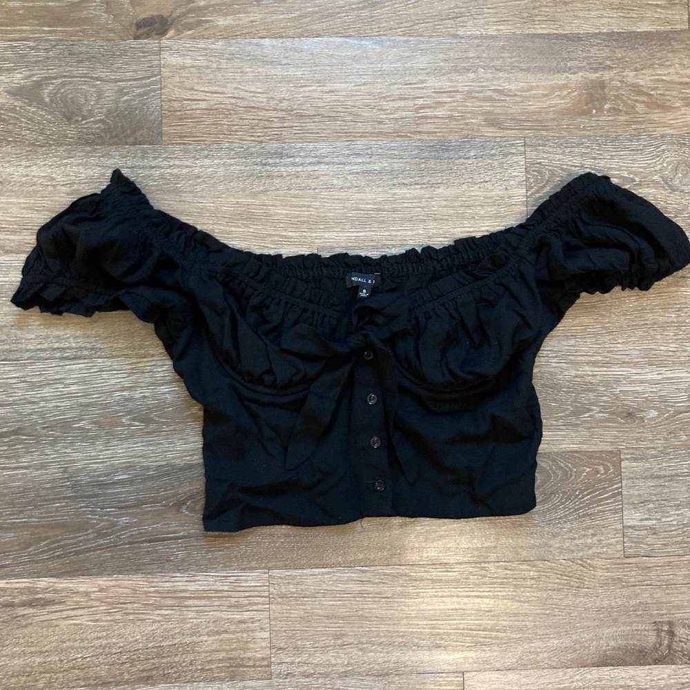 Pacsun tie-front sweetheart crop top